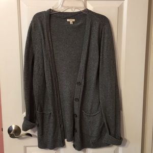 Grey cardigan